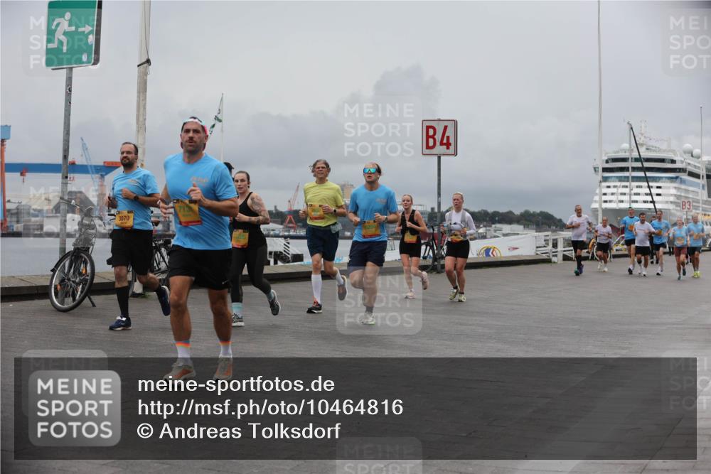 13.09.2026 - Kiel Lauf Andreas Tolksdorf http://msf.ph/oto/10464816 13.09.2026 12:05:08 Kiellinie 3070, 713, 4, 3 meine-sportfotos.de