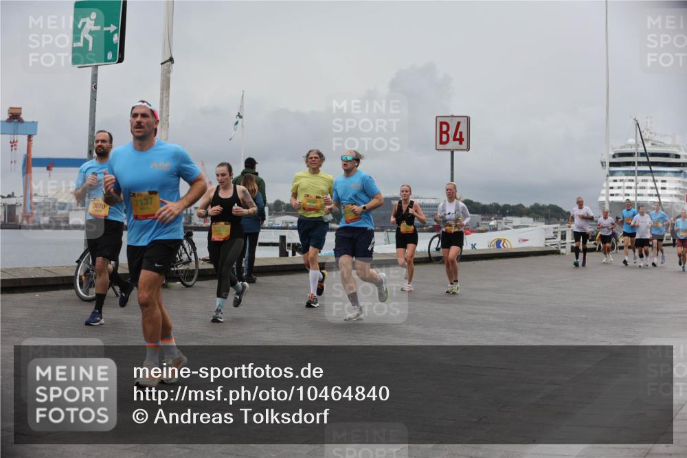13.09.2026 - Kiel Lauf Andreas Tolksdorf http://msf.ph/oto/10464840 13.09.2026 12:05:08 Kiellinie 38, 3070, 7137, 12285, 4 meine-sportfotos.de