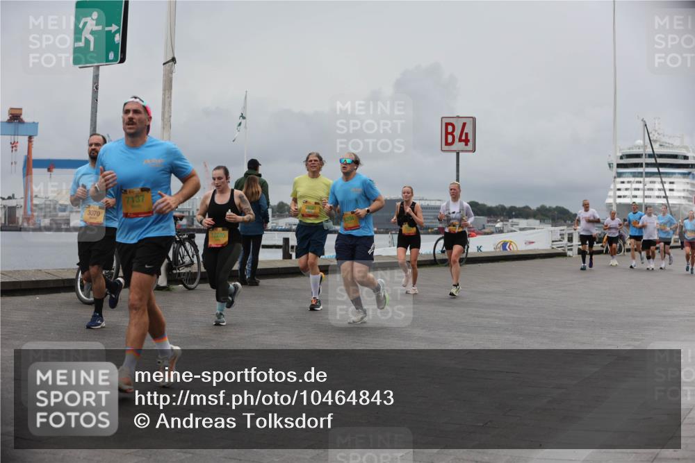 13.09.2026 - Kiel Lauf Andreas Tolksdorf http://msf.ph/oto/10464843 13.09.2026 12:05:08 Kiellinie 38, 3070, 7137, 6204, 12285, 4 meine-sportfotos.de