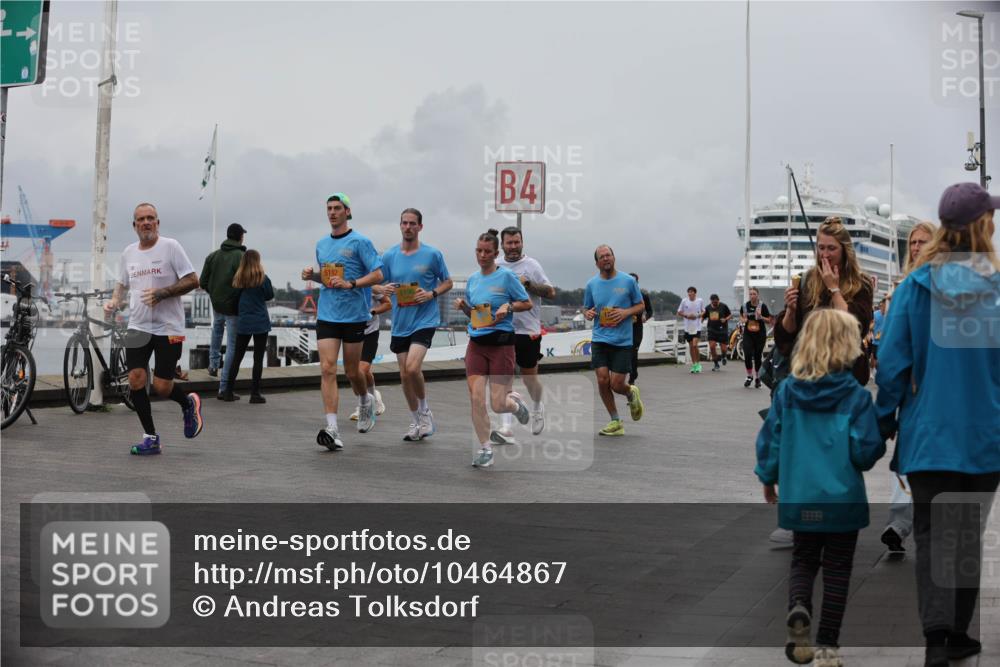 13.09.2026 - Kiel Lauf Andreas Tolksdorf http://msf.ph/oto/10464867 13.09.2026 12:05:17 Kiellinie 4, 2002 meine-sportfotos.de