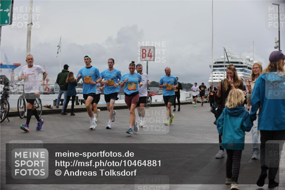 13.09.2026 - Kiel Lauf Andreas Tolksdorf http://msf.ph/oto/10464881 13.09.2026 12:05:17 Kiellinie 4, 5192, 4, 3 meine-sportfotos.de