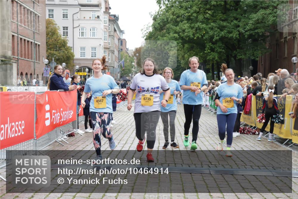 13.09.2026 - Kiel Lauf Yannick Fuchs http://msf.ph/oto/10464914 13.09.2026 09:57:35 Ziel 818, 3427, 4567, 6173, 6735, 7358, 7359, 9998, 10943, 11014, 130, 1122, 2486, 3114, 4097, 4568, 4631, 5468, 5776, 6243, 6932, 7786, 8103, 8113, 11042, 11095, 11245, 12507, 12580, 1296, 2406, 3317, 4808, 5688, 8352, 8853, 3684, 8599, 8824, 9692, 12580 meine-sportfotos.de