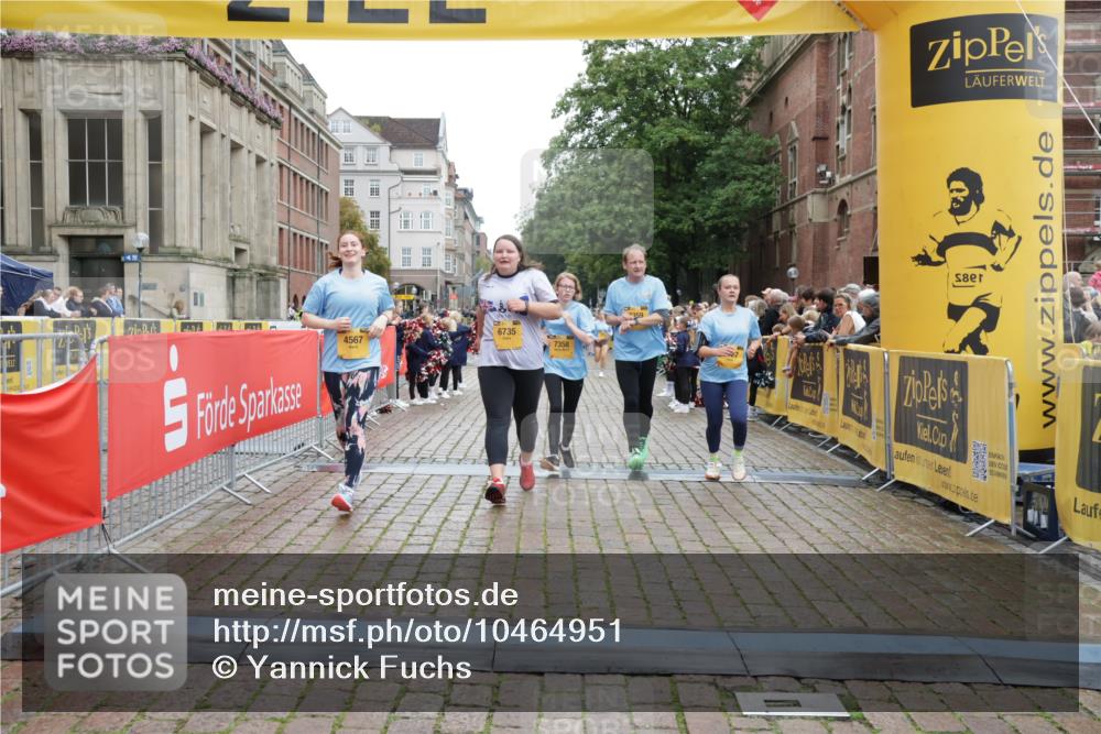 13.09.2026 - Kiel Lauf Yannick Fuchs http://msf.ph/oto/10464951 13.09.2026 09:57:36 Ziel 818, 3427, 4567, 4808, 6173, 6735, 7358, 7359, 9998, 10943, 11014, 130, 1122, 2486, 3114, 4097, 4568, 4631, 5468, 5776, 6243, 6932, 7786, 8103, 8113, 11014, 11042, 11095, 11245, 12507, 1296, 2406, 3317, 5688, 8352, 8853, 3684, 8599, 8824, 9692, 12580 meine-sportfotos.de