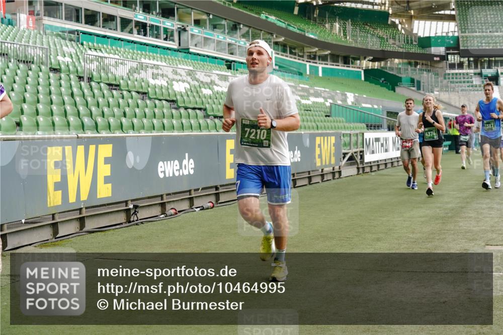 13.09.2026 - 21. swb-Marathon Bremen Michael Burmester http://msf.ph/oto/10464995 13.09.2026 12:56:23 Laufen im Stadion 205, 307, 388, 411, 431, 465, 495, 655, 769, 854, 857, 876, 913, 926, 948, 1058, 1130, 1197, 1390, 1537, 1601, 1645, 1750, 1900, 1972, 2001, 2040, 2051, 2075, 2122, 2125, 2234, 2251, 2260, 2319, 2473, 2493, 2535, 2604, 2634, 2640, 2671, 2761, 2812, 2948, 3057, 3078, 3119, 3192, 3202, 3246, 3290, 3346, 3348, 3411, 3450, 3458, 3508, 3514, 3634, 3706, 3716, 3760, 3813, 3836, 4135, 4137, 4171, 4413, 4455, 4479, 4733, 5277, 5430, 5530, 6106, 2498, 3085 meine-sportfotos.de