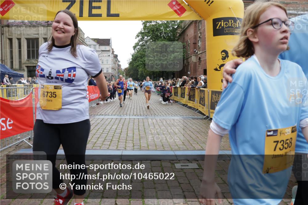 13.09.2026 - Kiel Lauf Yannick Fuchs http://msf.ph/oto/10465022 13.09.2026 09:57:40 Ziel 818, 1296, 3317, 3427, 4567, 4808, 6735, 7358, 7359, 8853, 9998, 10943, 130, 1122, 2486, 3114, 4097, 4568, 4631, 5468, 5776, 6173, 6243, 6932, 7786, 8103, 8113, 11014, 11042, 11095, 11245, 12507, 2406, 5688, 6253, 8352, 3684, 5468, 11042, 12580 meine-sportfotos.de