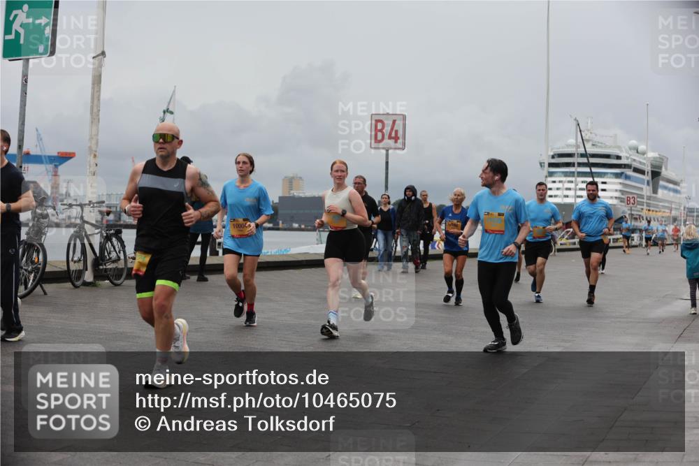 13.09.2026 - Kiel Lauf Andreas Tolksdorf http://msf.ph/oto/10465075 13.09.2026 12:05:45 Kiellinie 10004, 4, 3 meine-sportfotos.de