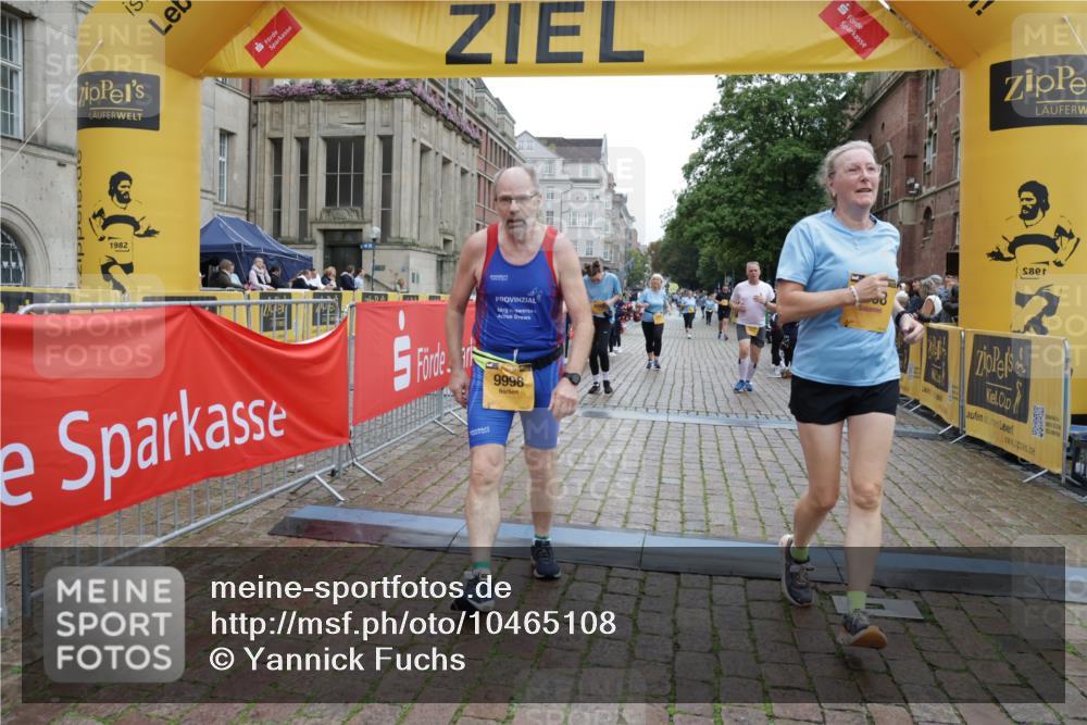 13.09.2026 - Kiel Lauf Yannick Fuchs http://msf.ph/oto/10465108 13.09.2026 09:57:47 Ziel 818, 1296, 2406, 3317, 4808, 8352, 8853, 9998, 10943, 1122, 2486, 3114, 3427, 4097, 4567, 5776, 6173, 6243, 6735, 6932, 7358, 7359, 7786, 8103, 8113, 11014, 11095, 11245, 12507, 5688, 6253, 130, 2486, 4097, 4568, 4631, 5468, 11042 meine-sportfotos.de