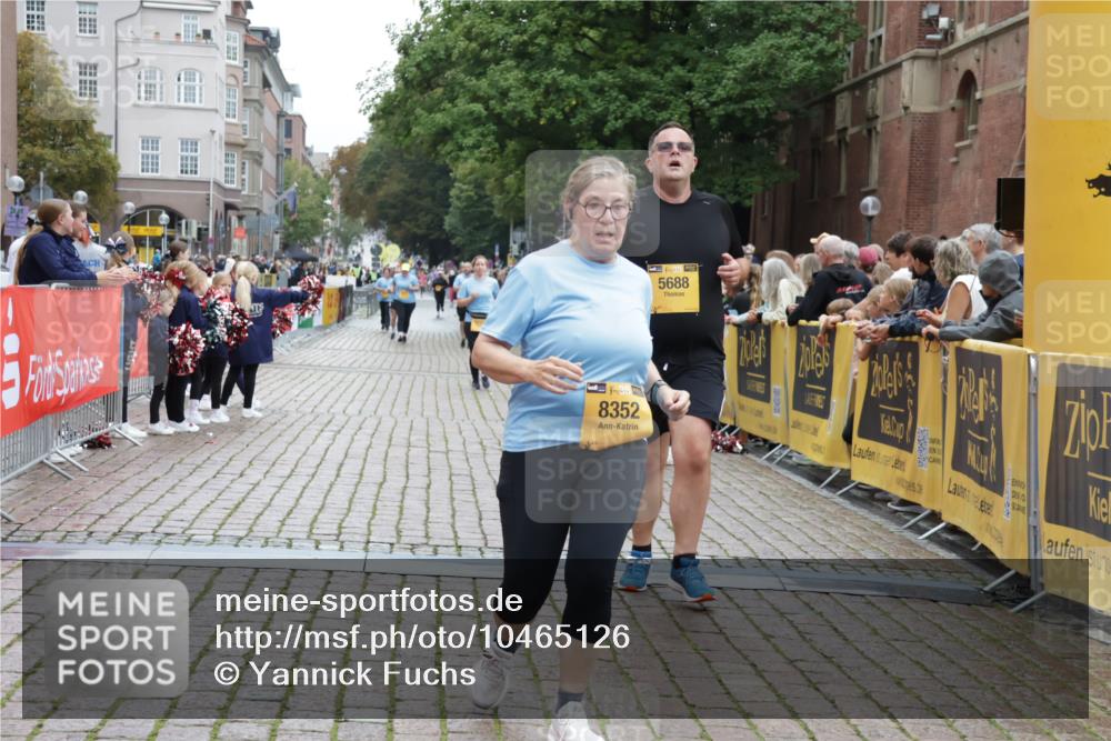 13.09.2026 - Kiel Lauf Yannick Fuchs http://msf.ph/oto/10465126 13.09.2026 09:57:56 Ziel 2406, 5688, 6253, 8352, 818, 1122, 1296, 3317, 3427, 4567, 4808, 6173, 6735, 7358, 7359, 8103, 8853, 9998, 10943, 11014, 2014, 3279, 3302, 5524, 1122, 2486, 3114, 4097, 5776, 6243, 6932, 7786, 8103, 8113, 11095, 11245, 12507 meine-sportfotos.de