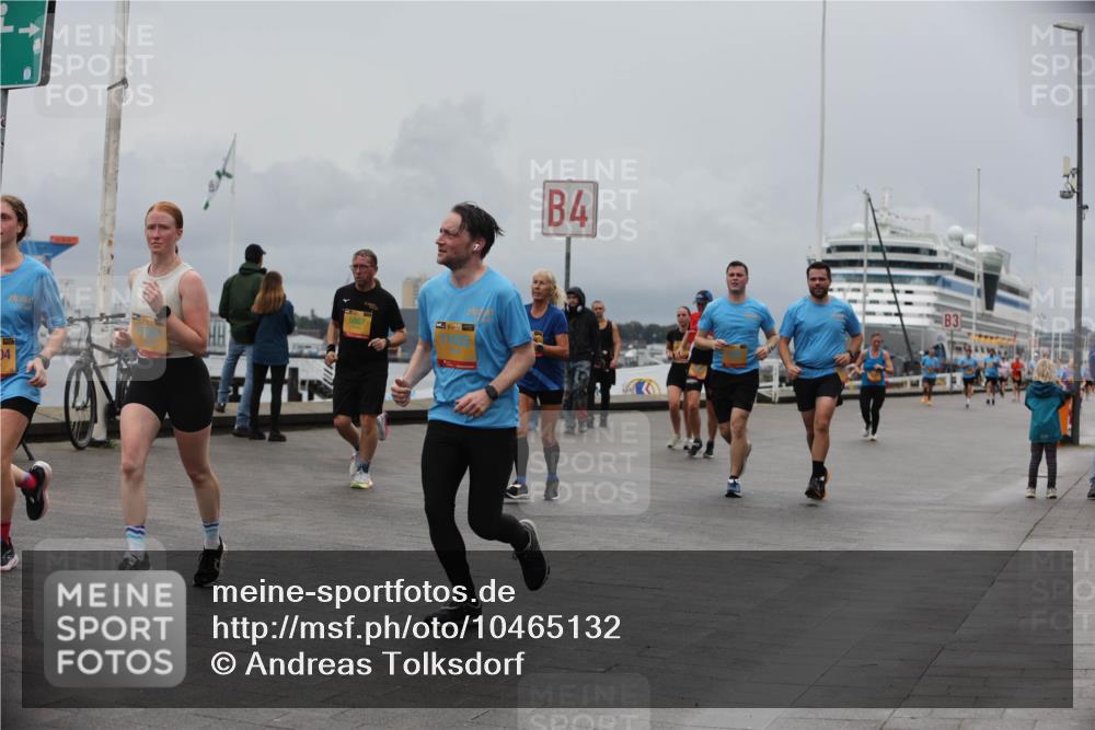 13.09.2026 - Kiel Lauf Andreas Tolksdorf http://msf.ph/oto/10465132 13.09.2026 12:05:46 Kiellinie 04, 5807, 11051, 4, 3 meine-sportfotos.de