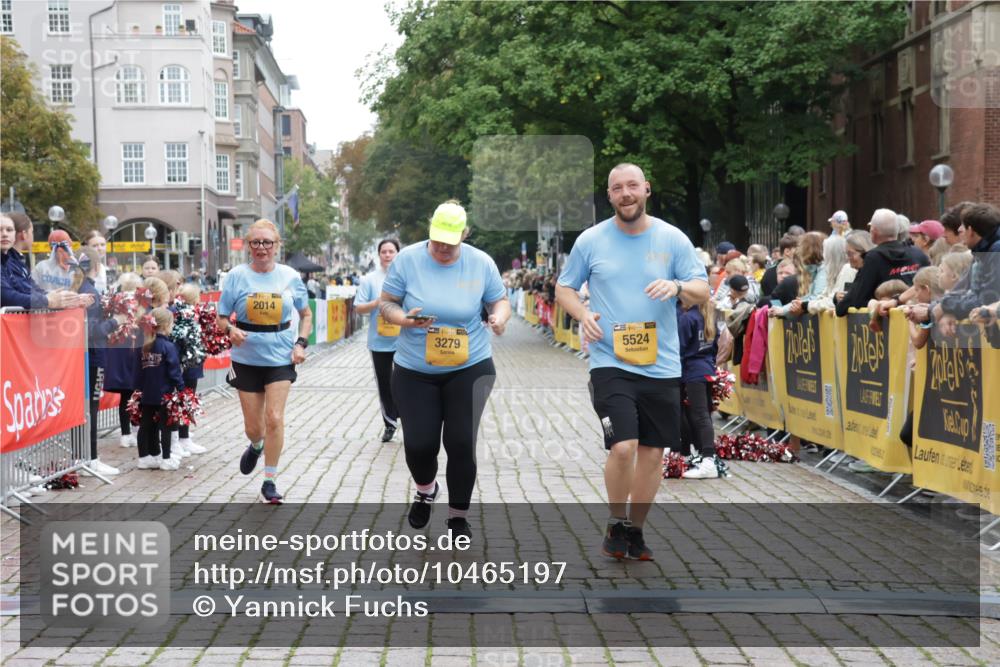 13.09.2026 - Kiel Lauf Yannick Fuchs http://msf.ph/oto/10465197 13.09.2026 09:58:11 Ziel 2014, 3279, 3302, 5524, 818, 1296, 2406, 3317, 4808, 5688, 6253, 8352, 8853, 9998, 10943, 5738, 7415, 9087, 12561, 818, 3427, 4567, 6735, 7358, 7359, 9998, 10943 meine-sportfotos.de
