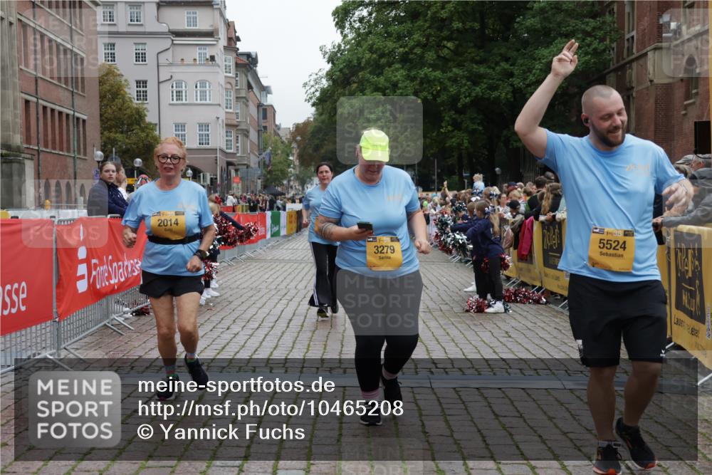 13.09.2026 - Kiel Lauf Yannick Fuchs http://msf.ph/oto/10465208 13.09.2026 09:58:13 Ziel 2014, 3279, 3302, 5524, 5738, 818, 1296, 2406, 3317, 4808, 5688, 6253, 8352, 8853, 9998, 10943, 7415, 9087, 12561, 818, 3427, 4567, 4808, 6735, 7358, 7359, 9998, 10943 meine-sportfotos.de