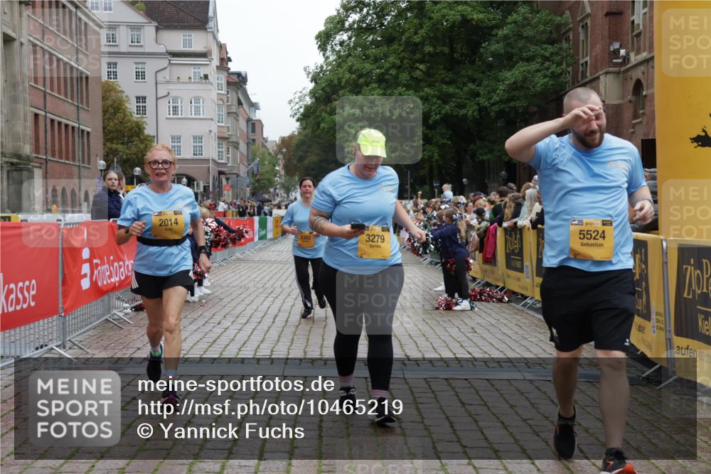 13.09.2026 - Kiel Lauf Yannick Fuchs http://msf.ph/oto/10465219 13.09.2026 09:58:13 Ziel 2014, 3279, 3302, 5524, 5738, 818, 1296, 2406, 3317, 4808, 5688, 6253, 8352, 8853, 9998, 10943, 7415, 9087, 12561, 818, 3427, 4567, 4808, 6735, 7358, 7359, 9998, 10943 meine-sportfotos.de