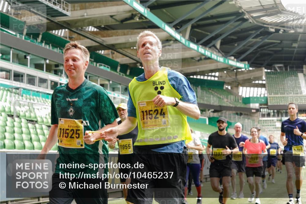 13.09.2026 - 21. swb-Marathon Bremen Michael Burmester http://msf.ph/oto/10465237 13.09.2026 10:35:22 Laufen im Stadion 10093, 10144, 10147, 10152, 10157, 10173, 10175, 10177, 10181, 10182, 10185, 10187, 10195, 10240, 10245, 10254, 10263, 10306, 10309, 10356, 10357, 10367, 10368, 10369, 10377, 10409, 10415, 10427, 10439, 10460, 10473, 10477, 10481, 10485, 10492, 10528, 10559, 10604, 10617, 10636, 10639, 10668, 10669, 10671, 10672, 10677, 10699, 10700, 10715, 10828, 10857, 10914, 10928, 11126, 11162, 11343, 11803, 11965, 10146, 10222 meine-sportfotos.de