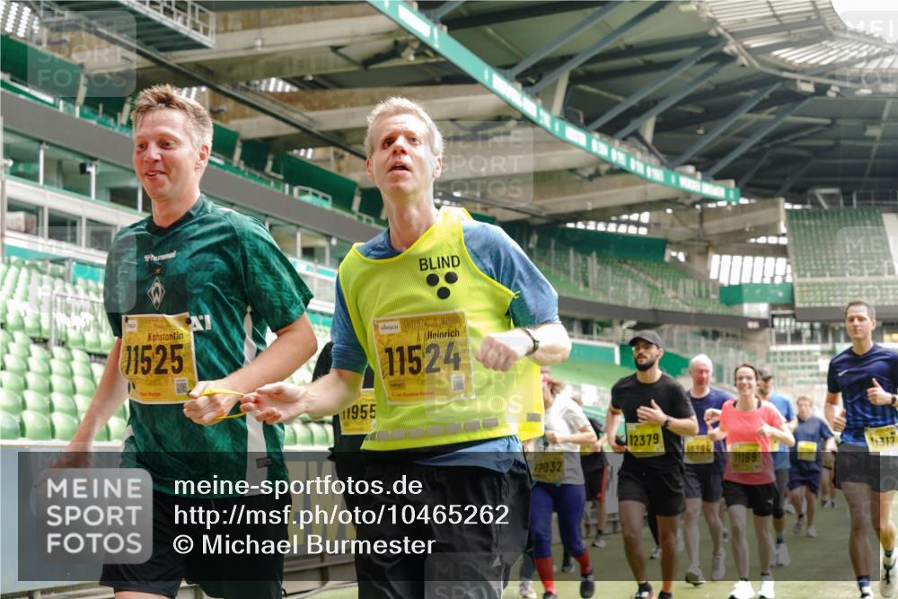 13.09.2026 - 21. swb-Marathon Bremen Michael Burmester http://msf.ph/oto/10465262 13.09.2026 10:35:23 Laufen im Stadion 10093, 10144, 10147, 10152, 10157, 10173, 10175, 10177, 10181, 10182, 10185, 10187, 10195, 10240, 10245, 10254, 10263, 10272, 10275, 10306, 10309, 10356, 10357, 10367, 10368, 10369, 10377, 10409, 10415, 10427, 10439, 10460, 10473, 10477, 10481, 10485, 10492, 10528, 10559, 10560, 10604, 10617, 10636, 10639, 10668, 10669, 10671, 10672, 10677, 10700, 10715, 10828, 10857, 10914, 10928, 11126, 11162, 11343, 11803, 11965, 10146, 10222 meine-sportfotos.de