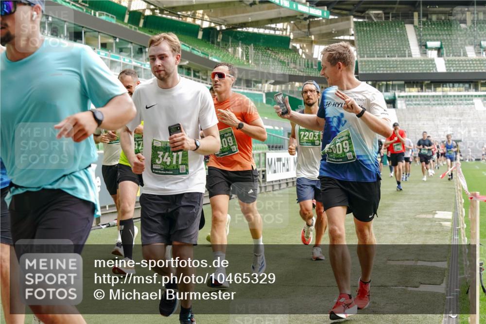 13.09.2026 - 21. swb-Marathon Bremen Michael Burmester http://msf.ph/oto/10465329 13.09.2026 12:56:30 Laufen im Stadion 205, 307, 388, 411, 431, 465, 655, 769, 854, 857, 876, 913, 926, 948, 1058, 1130, 1197, 1537, 1601, 1645, 1750, 1809, 1900, 1972, 2001, 2040, 2051, 2075, 2122, 2251, 2260, 2319, 2473, 2493, 2535, 2604, 2634, 2640, 2671, 2761, 2812, 2948, 3057, 3078, 3119, 3192, 3202, 3290, 3348, 3411, 3450, 3458, 3508, 3514, 3634, 3706, 3716, 3760, 3813, 3836, 4135, 4137, 4171, 4316, 4319, 4413, 4455, 4479, 4733, 5277, 5430, 5530, 6106, 2498, 3085 meine-sportfotos.de