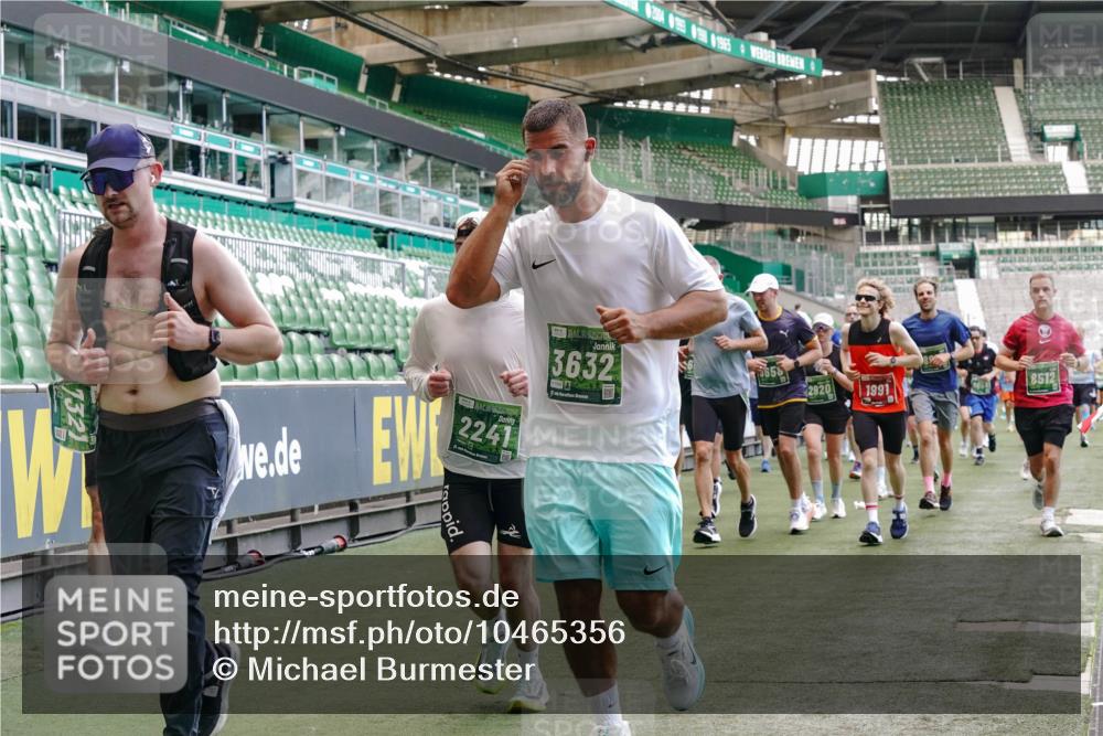13.09.2026 - 21. swb-Marathon Bremen Michael Burmester http://msf.ph/oto/10465356 13.09.2026 13:13:11 Laufen im Stadion 118, 183, 270, 278, 349, 514, 576, 600, 631, 695, 702, 843, 933, 950, 1005, 1143, 1226, 1286, 1334, 1426, 1435, 1596, 1641, 1849, 1851, 1991, 2005, 2035, 2079, 2248, 2264, 2336, 2375, 2377, 2387, 2398, 2412, 2426, 2439, 2457, 2461, 2478, 2505, 2540, 2612, 2665, 2673, 2684, 2693, 2765, 2773, 2792, 2815, 2816, 2850, 2860, 2884, 2895, 2921, 2963, 2966, 2972, 2975, 3016, 3111, 3143, 3155, 3209, 3253, 3277, 3293, 3304, 3308, 3313, 3349, 3434, 3661 meine-sportfotos.de