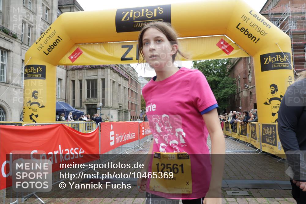 13.09.2026 - Kiel Lauf Yannick Fuchs http://msf.ph/oto/10465369 13.09.2026 09:58:28 Ziel 5738, 7415, 9087, 12561, 2014, 3279, 3302, 5524, 5688, 5738, 6253, 269, 2103, 5872, 6249, 10564, 11463, 2406, 5688, 8352 meine-sportfotos.de