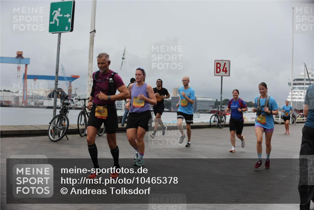 13.09.2026 - Kiel Lauf Andreas Tolksdorf http://msf.ph/oto/10465378 13.09.2026 12:06:24 Kiellinie 38, 39, 3610, 2099, 4 meine-sportfotos.de