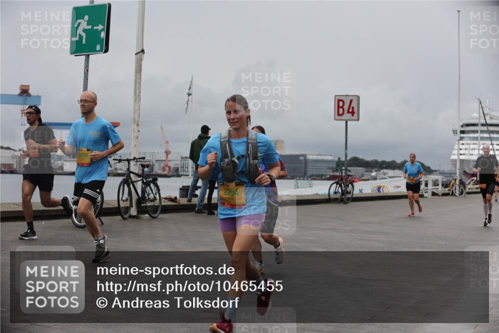 13.09.2026 - Kiel Lauf Andreas Tolksdorf http://msf.ph/oto/10465455 13.09.2026 12:06:27 Kiellinie 20993, 2204, 4 meine-sportfotos.de