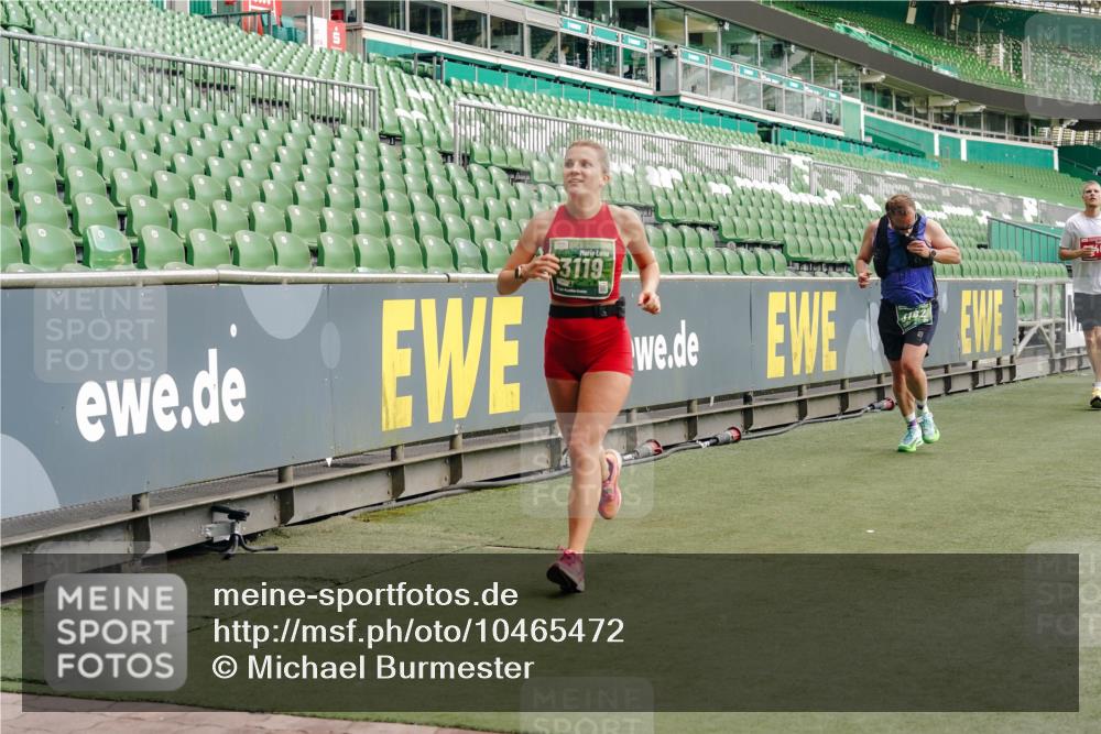 13.09.2026 - 21. swb-Marathon Bremen Michael Burmester http://msf.ph/oto/10465472 13.09.2026 12:56:33 Laufen im Stadion 205, 307, 388, 411, 431, 465, 655, 769, 776, 854, 857, 876, 913, 926, 948, 1058, 1130, 1254, 1537, 1601, 1645, 1750, 1809, 1900, 1972, 2001, 2040, 2051, 2075, 2122, 2251, 2260, 2319, 2402, 2473, 2493, 2535, 2604, 2634, 2640, 2671, 2761, 2812, 2904, 2948, 3057, 3078, 3119, 3192, 3202, 3290, 3348, 3411, 3450, 3458, 3508, 3514, 3634, 3706, 3716, 3760, 3813, 3836, 3939, 4135, 4137, 4171, 4316, 4319, 4413, 4455, 4479, 4733, 5277, 5430, 5530, 6106, 2498, 3085 meine-sportfotos.de