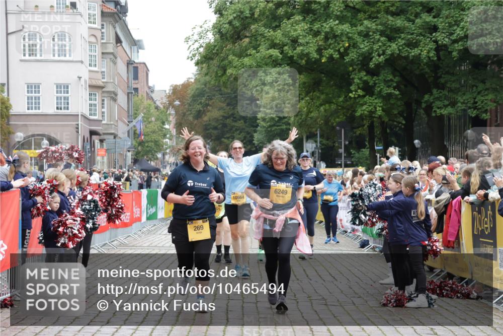 13.09.2026 - Kiel Lauf Yannick Fuchs http://msf.ph/oto/10465494 13.09.2026 09:58:46 Ziel 269, 3458, 5872, 6249, 10325, 10326, 10564, 11463, 2103, 3302, 5738, 5872, 7415, 9087, 12561, 3920, 6148, 6956, 7399, 10030, 2014, 3279, 3302, 5524 meine-sportfotos.de