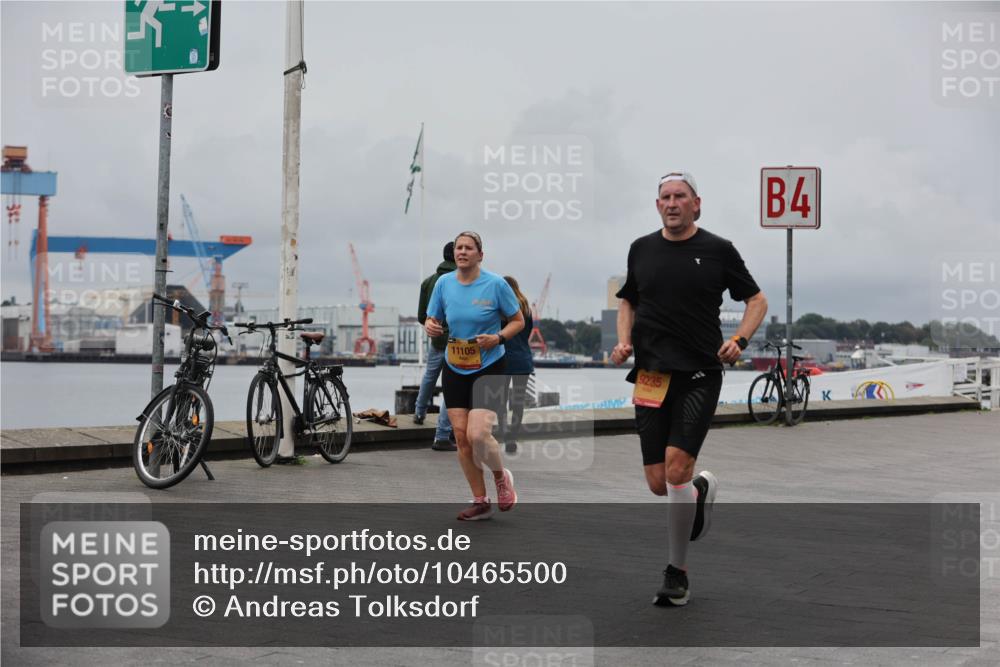 13.09.2026 - Kiel Lauf Andreas Tolksdorf http://msf.ph/oto/10465500 13.09.2026 12:06:31 Kiellinie 11105, 9235, 4 meine-sportfotos.de