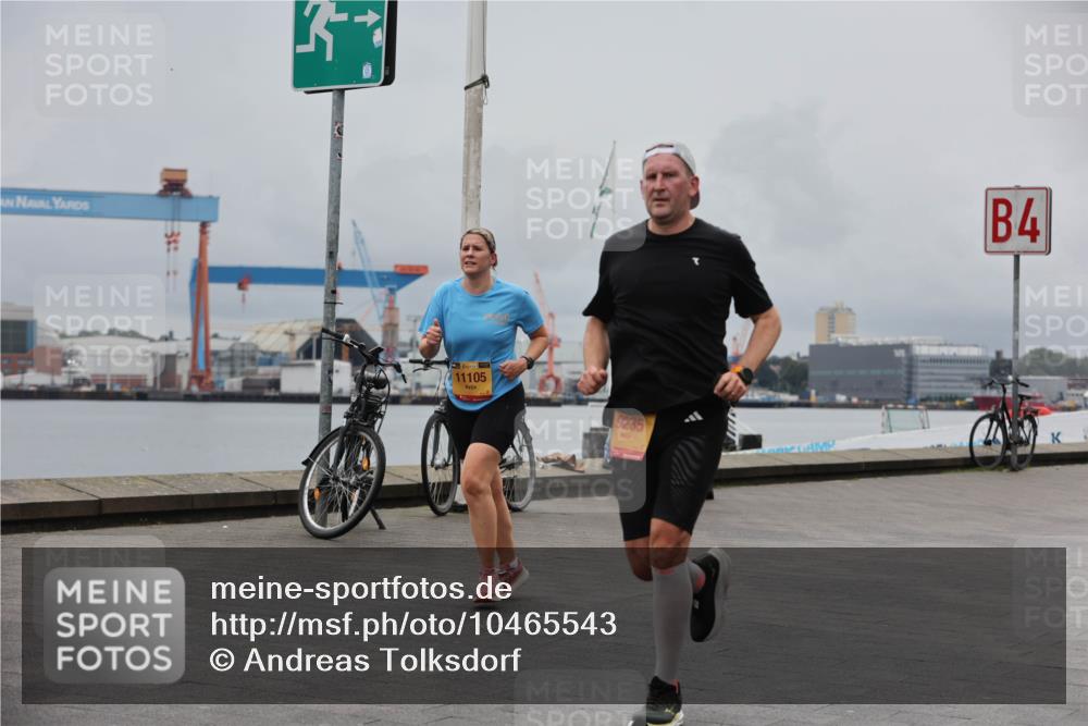 13.09.2026 - Kiel Lauf Andreas Tolksdorf http://msf.ph/oto/10465543 13.09.2026 12:06:32 Kiellinie 11105, 9235, 4 meine-sportfotos.de