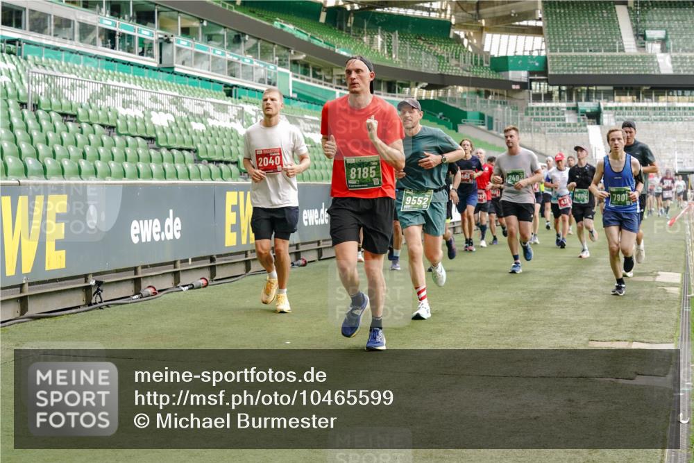 13.09.2026 - 21. swb-Marathon Bremen Michael Burmester http://msf.ph/oto/10465599 13.09.2026 12:56:36 Laufen im Stadion 205, 307, 411, 431, 465, 655, 769, 776, 854, 857, 876, 913, 926, 948, 1058, 1130, 1254, 1537, 1601, 1645, 1750, 1809, 1900, 1972, 2001, 2040, 2051, 2075, 2122, 2260, 2319, 2402, 2473, 2493, 2535, 2604, 2634, 2640, 2671, 2761, 2812, 2904, 2948, 3057, 3078, 3119, 3192, 3202, 3290, 3348, 3411, 3450, 3458, 3508, 3514, 3634, 3706, 3716, 3760, 3813, 3836, 3939, 4135, 4137, 4171, 4316, 4319, 4413, 4455, 4479, 4733, 5277, 5430, 5530, 6106, 2498, 3085 meine-sportfotos.de