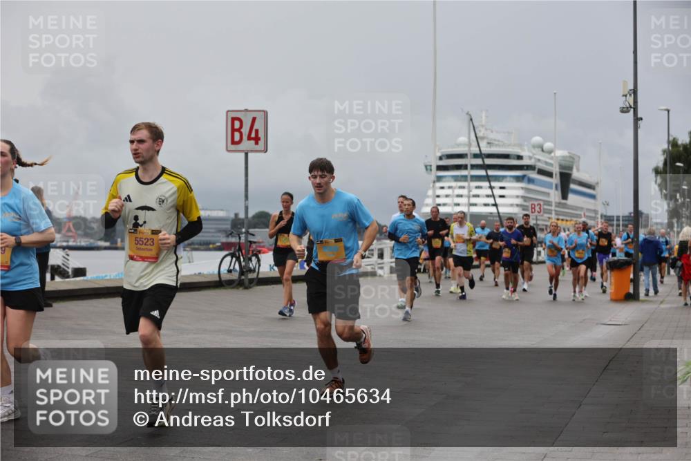 13.09.2026 - Kiel Lauf Andreas Tolksdorf http://msf.ph/oto/10465634 13.09.2026 12:06:37 Kiellinie 5523, 4, 3 meine-sportfotos.de