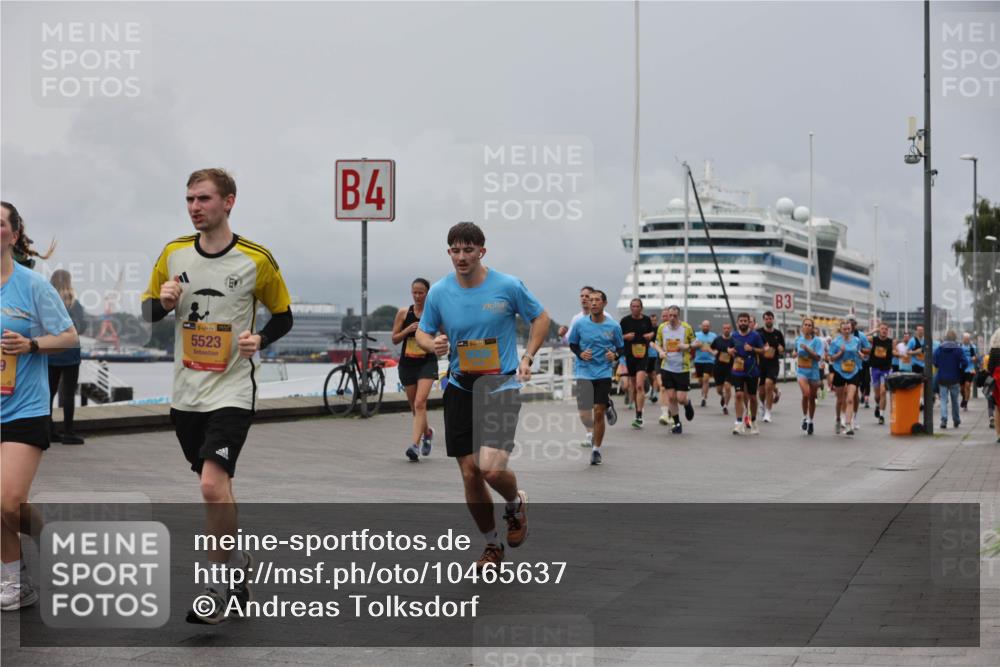 13.09.2026 - Kiel Lauf Andreas Tolksdorf http://msf.ph/oto/10465637 13.09.2026 12:06:37 Kiellinie 9, 5523, 4, 3 meine-sportfotos.de