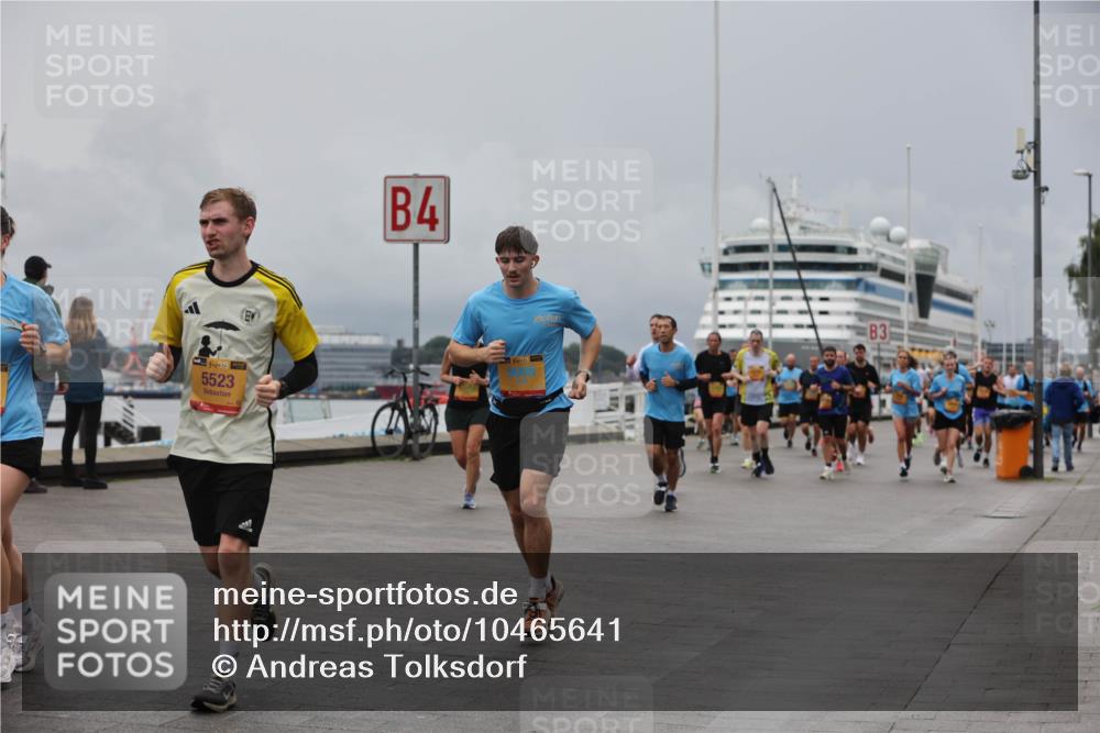 13.09.2026 - Kiel Lauf Andreas Tolksdorf http://msf.ph/oto/10465641 13.09.2026 12:06:37 Kiellinie 5523, 4, 3 meine-sportfotos.de