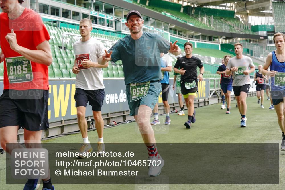 13.09.2026 - 21. swb-Marathon Bremen Michael Burmester http://msf.ph/oto/10465702 13.09.2026 12:56:38 Laufen im Stadion 205, 307, 411, 431, 465, 655, 769, 776, 854, 857, 876, 913, 926, 948, 1010, 1058, 1130, 1254, 1537, 1601, 1645, 1750, 1809, 1900, 1972, 2001, 2040, 2051, 2075, 2122, 2260, 2319, 2324, 2402, 2473, 2493, 2535, 2604, 2634, 2640, 2671, 2761, 2812, 2904, 2948, 3057, 3078, 3119, 3192, 3202, 3290, 3348, 3411, 3450, 3458, 3508, 3514, 3634, 3706, 3760, 3813, 3836, 3939, 4101, 4135, 4137, 4171, 4316, 4319, 4413, 4455, 4479, 4733, 5277, 5430, 5530, 6106, 2498, 3085 meine-sportfotos.de