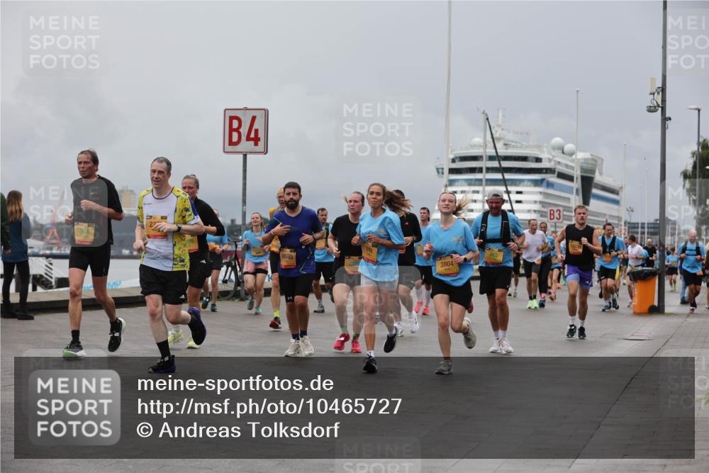 13.09.2026 - Kiel Lauf Andreas Tolksdorf http://msf.ph/oto/10465727 13.09.2026 12:06:44 Kiellinie 4, 1864, 10595, 3804, 3, 12036 meine-sportfotos.de