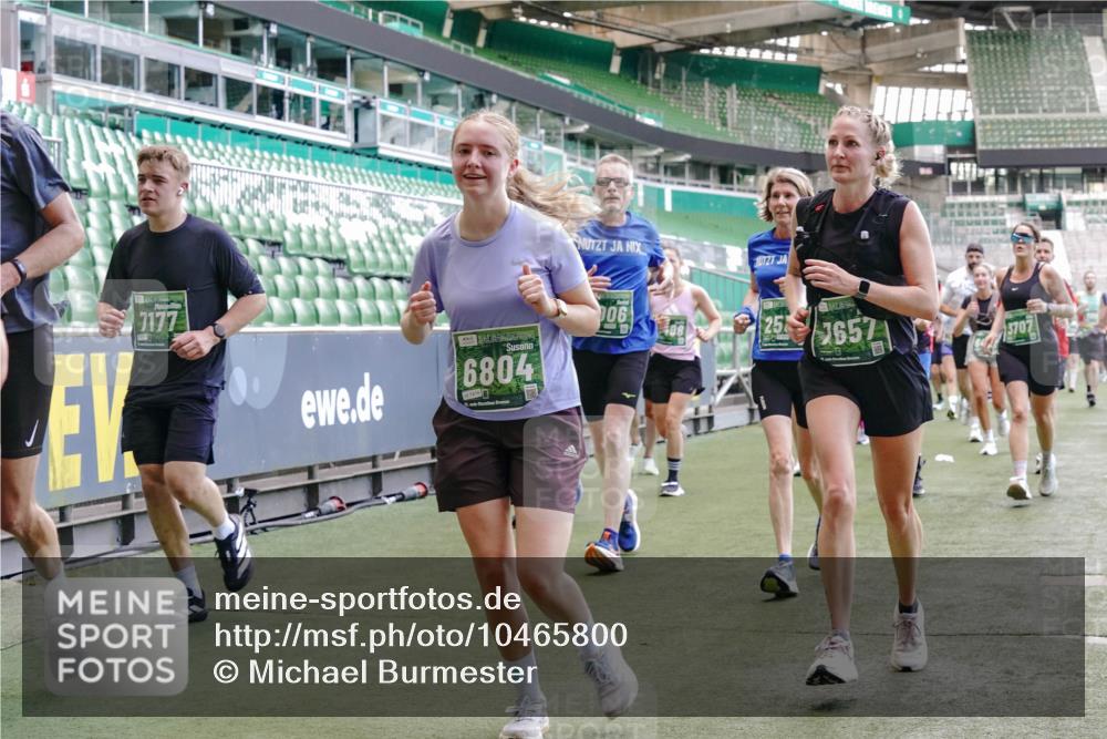 13.09.2026 - 21. swb-Marathon Bremen Michael Burmester http://msf.ph/oto/10465800 13.09.2026 13:13:16 Laufen im Stadion 118, 183, 270, 278, 349, 460, 514, 576, 600, 631, 695, 702, 843, 933, 950, 1005, 1143, 1226, 1286, 1334, 1426, 1435, 1596, 1641, 1849, 1991, 2005, 2035, 2079, 2248, 2264, 2336, 2375, 2377, 2387, 2398, 2412, 2439, 2457, 2461, 2478, 2505, 2521, 2540, 2612, 2665, 2673, 2684, 2693, 2765, 2773, 2792, 2815, 2816, 2850, 2860, 2884, 2895, 2921, 2963, 2966, 2972, 2975, 3016, 3111, 3143, 3155, 3209, 3253, 3277, 3293, 3304, 3308, 3313, 3378, 3434, 3661 meine-sportfotos.de