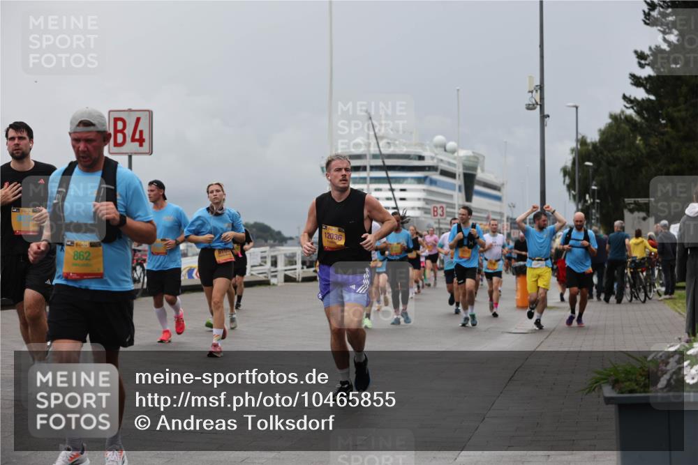 13.09.2026 - Kiel Lauf Andreas Tolksdorf http://msf.ph/oto/10465855 13.09.2026 12:06:48 Kiellinie 39, 4, 39, 862, 6105, 12036, 3 meine-sportfotos.de