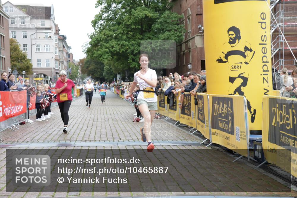 13.09.2026 - Kiel Lauf Yannick Fuchs http://msf.ph/oto/10465887 13.09.2026 09:59:18 Ziel 225, 5489, 6306, 11828, 269, 3458, 3920, 6148, 6249, 6956, 7399, 10030, 10325, 10326, 10564, 2967, 10357, 269, 5872, 6249, 11463 meine-sportfotos.de