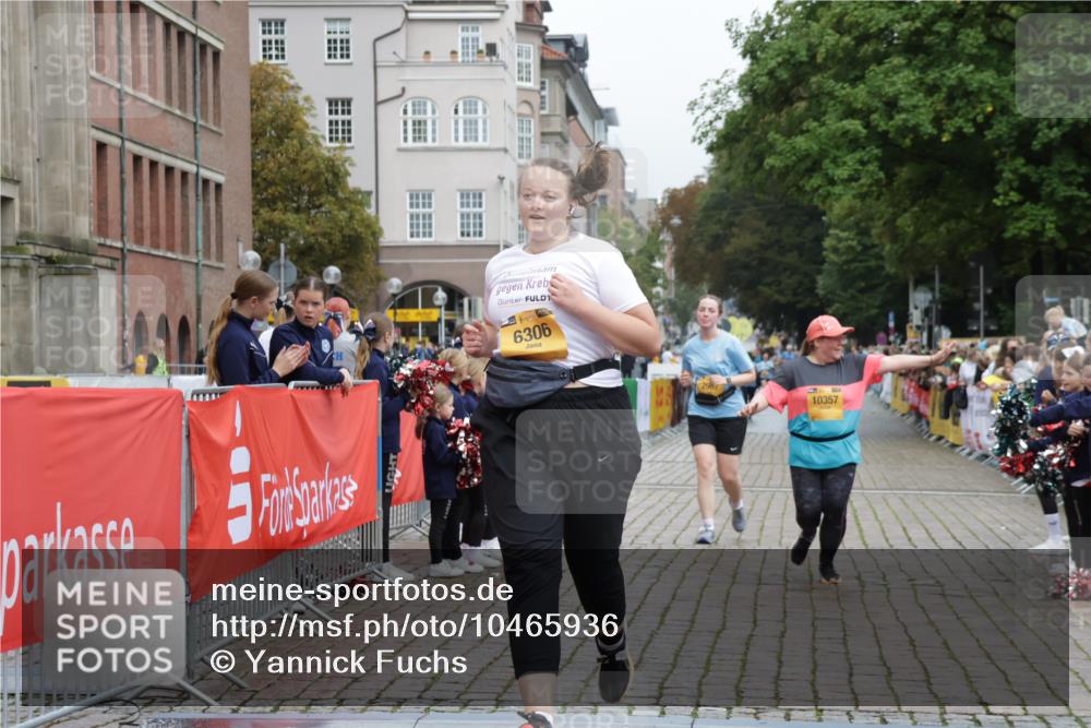 13.09.2026 - Kiel Lauf Yannick Fuchs http://msf.ph/oto/10465936 13.09.2026 09:59:25 Ziel 225, 2967, 6306, 10357, 11828, 225, 3458, 3920, 5489, 6148, 6956, 7399, 10030, 10325, 10326, 9332, 269, 3458, 6249, 10325, 10326, 10564 meine-sportfotos.de