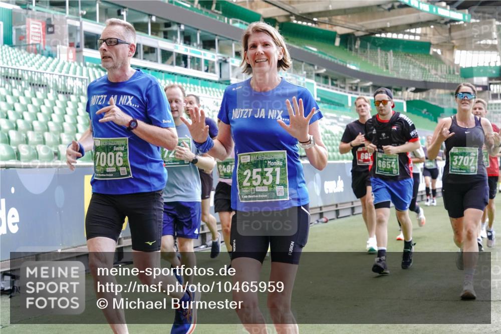 13.09.2026 - 21. swb-Marathon Bremen Michael Burmester http://msf.ph/oto/10465959 13.09.2026 13:13:18 Laufen im Stadion 118, 183, 270, 278, 349, 460, 514, 576, 600, 631, 695, 702, 843, 933, 950, 1005, 1143, 1226, 1286, 1334, 1408, 1426, 1596, 1641, 1991, 2005, 2035, 2079, 2264, 2336, 2375, 2377, 2387, 2398, 2412, 2439, 2457, 2461, 2478, 2505, 2521, 2540, 2612, 2665, 2673, 2684, 2693, 2765, 2773, 2792, 2815, 2816, 2850, 2860, 2884, 2895, 2921, 2963, 2966, 2972, 2975, 3016, 3111, 3143, 3155, 3209, 3253, 3277, 3293, 3304, 3308, 3313, 3378, 3434, 3653, 3661 meine-sportfotos.de