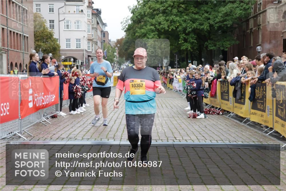 13.09.2026 - Kiel Lauf Yannick Fuchs http://msf.ph/oto/10465987 13.09.2026 09:59:28 Ziel 2967, 6306, 10357, 225, 3920, 5489, 6148, 6956, 7399, 10030, 11828, 7339, 9332, 11456, 3458, 7399, 10325, 10326, 10564 meine-sportfotos.de
