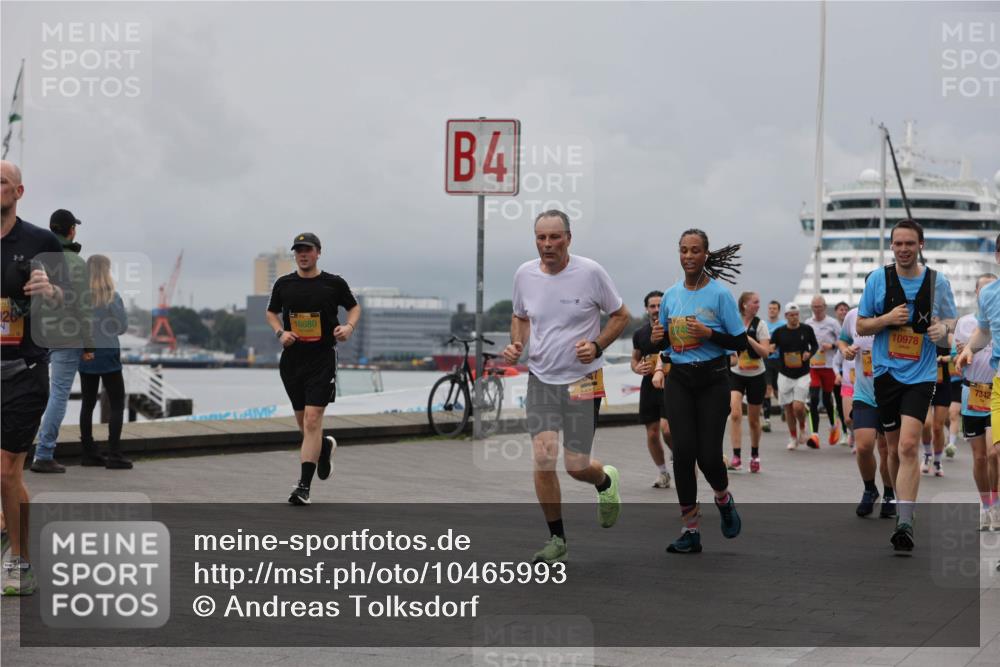 13.09.2026 - Kiel Lauf Andreas Tolksdorf http://msf.ph/oto/10465993 13.09.2026 12:06:52 Kiellinie 26, 10880, 4, 10978, 7342 meine-sportfotos.de