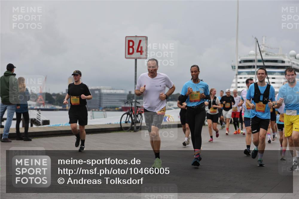 13.09.2026 - Kiel Lauf Andreas Tolksdorf http://msf.ph/oto/10466005 13.09.2026 12:06:52 Kiellinie 10880, 4, 8740, 10978 meine-sportfotos.de