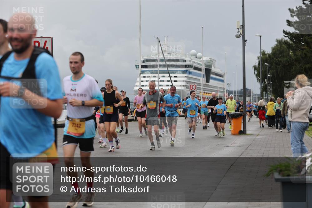 13.09.2026 - Kiel Lauf Andreas Tolksdorf http://msf.ph/oto/10466048 13.09.2026 12:06:56 Kiellinie 3, 7342 meine-sportfotos.de