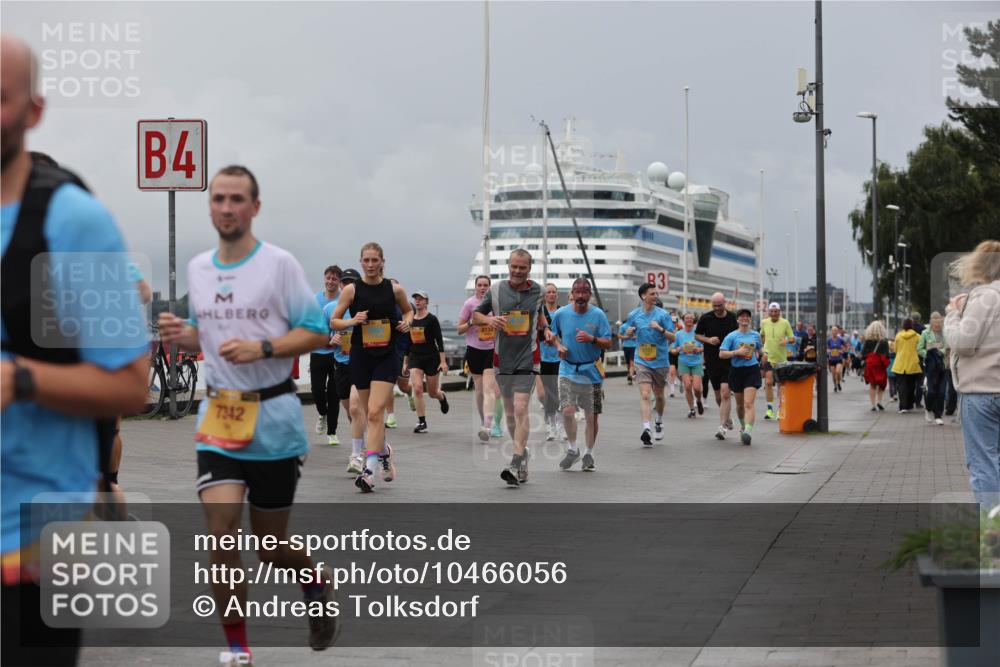 13.09.2026 - Kiel Lauf Andreas Tolksdorf http://msf.ph/oto/10466056 13.09.2026 12:06:56 Kiellinie 4, 7342, 8134, 3 meine-sportfotos.de