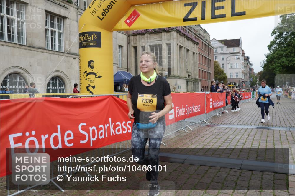 13.09.2026 - Kiel Lauf Yannick Fuchs http://msf.ph/oto/10466101 13.09.2026 09:59:53 Ziel 2252, 7339, 7512, 11456, 2967, 6306, 9332, 10357, 8828, 10473, 225, 5489, 6306, 11828 meine-sportfotos.de