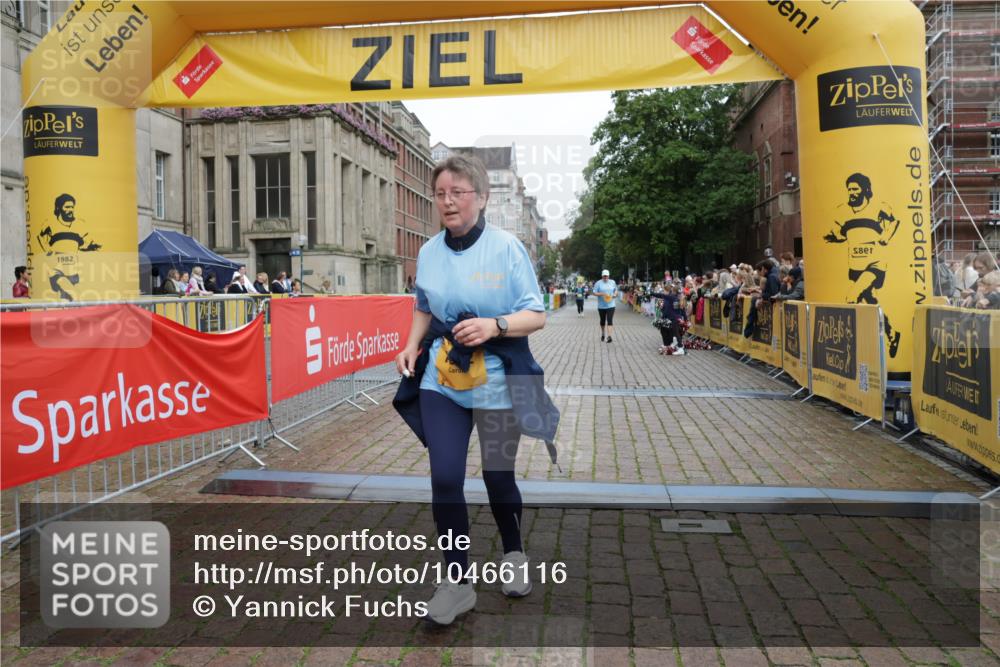13.09.2026 - Kiel Lauf Yannick Fuchs http://msf.ph/oto/10466116 13.09.2026 09:59:58 Ziel 2252, 7339, 7512, 8828, 2967, 7339, 9332, 10357, 11456, 10473, 6306, 10357, 11828 meine-sportfotos.de