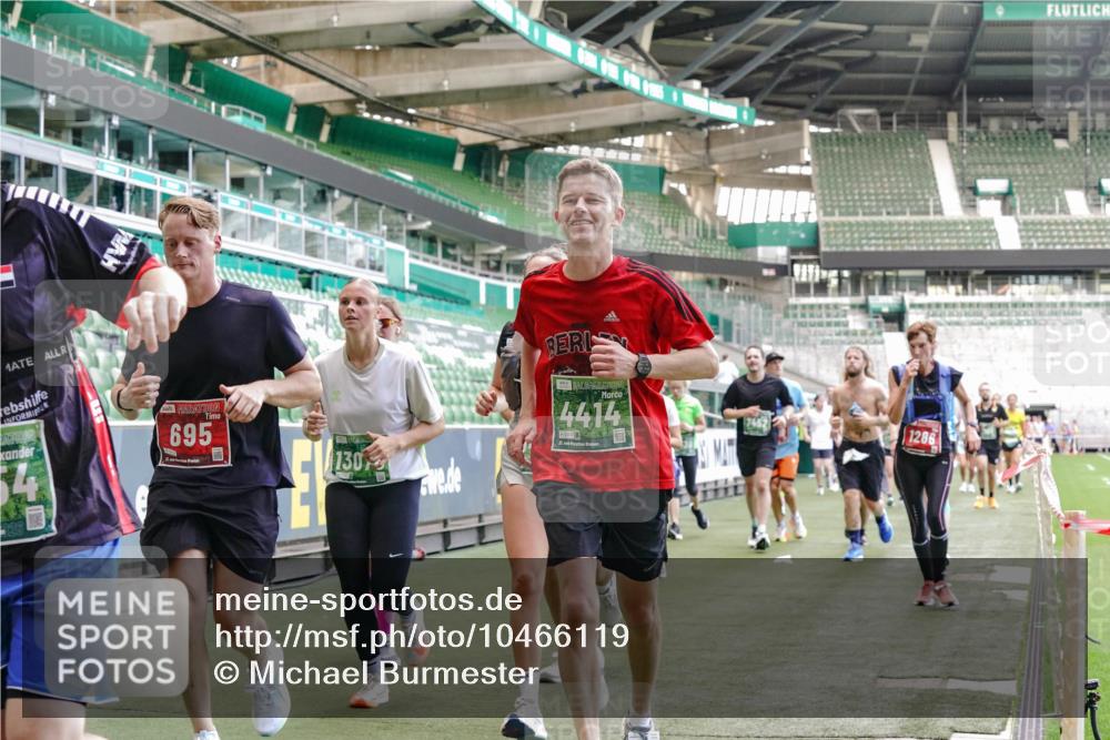 13.09.2026 - 21. swb-Marathon Bremen Michael Burmester http://msf.ph/oto/10466119 13.09.2026 13:13:21 Laufen im Stadion 118, 183, 270, 278, 349, 460, 514, 576, 600, 631, 695, 702, 933, 950, 1005, 1143, 1226, 1286, 1334, 1392, 1408, 1426, 1573, 1596, 1641, 1991, 2005, 2024, 2035, 2079, 2264, 2336, 2377, 2387, 2398, 2412, 2439, 2457, 2461, 2478, 2505, 2521, 2540, 2612, 2665, 2673, 2684, 2693, 2765, 2773, 2792, 2815, 2816, 2850, 2860, 2884, 2895, 2921, 2963, 2966, 2972, 2975, 3016, 3111, 3143, 3155, 3209, 3253, 3277, 3293, 3304, 3308, 3313, 3378, 3434, 3653, 3661 meine-sportfotos.de