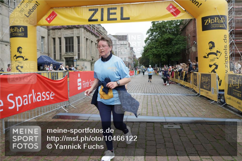 13.09.2026 - Kiel Lauf Yannick Fuchs http://msf.ph/oto/10466122 13.09.2026 09:59:58 Ziel 2252, 7339, 7512, 8828, 2967, 7339, 9332, 10357, 11456, 10473, 6306, 10357, 11828 meine-sportfotos.de