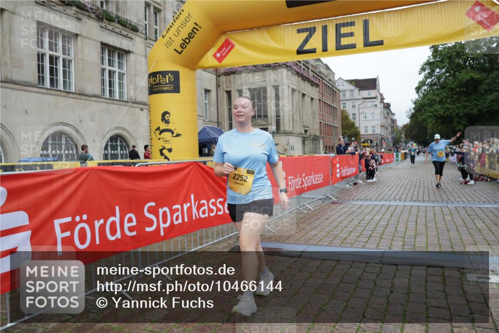13.09.2026 - Kiel Lauf Yannick Fuchs http://msf.ph/oto/10466144 13.09.2026 10:00:00 Ziel 2252, 7512, 8828, 2967, 7339, 9332, 11456, 2087, 10473, 2967, 6306, 10357 meine-sportfotos.de