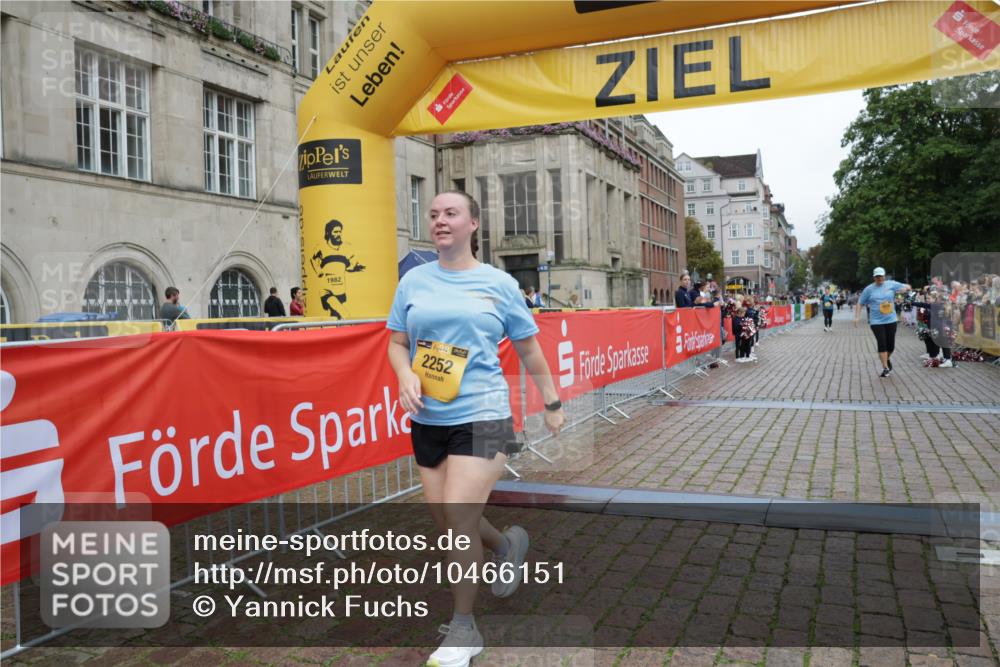 13.09.2026 - Kiel Lauf Yannick Fuchs http://msf.ph/oto/10466151 13.09.2026 10:00:01 Ziel 2252, 7512, 8828, 2967, 7339, 7512, 9332, 11456, 2087, 3531, 10473, 2967, 6306, 10357 meine-sportfotos.de