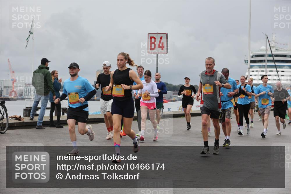 13.09.2026 - Kiel Lauf Andreas Tolksdorf http://msf.ph/oto/10466174 13.09.2026 12:06:59 Kiellinie 2723, 8860, 4 meine-sportfotos.de